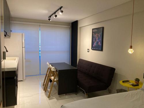 Studio Lux West Flat