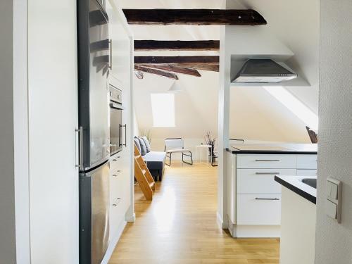  aday - City Central Mansion - 4 bedroom apartment in Aalborg