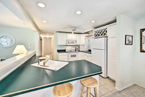 Cozy Home Less Than 2 Mi to Cranmore and North Conway Shops! - image 6