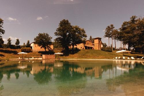 Басейн, Agriturismo San Galgano in Чіусдіно