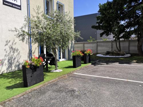 MY HOTEL