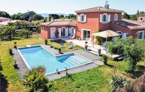 Awesome home in Montboucher-sur-Jabron with Outdoor swimming pool and 4 Bedrooms gîte à louer Golf de la Valdaine