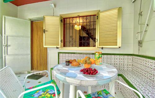Beautiful home in Los Alcazares with 2 Bedrooms