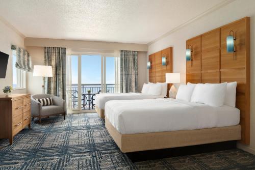 Queen Suite with Ocean View - Non-Smoking