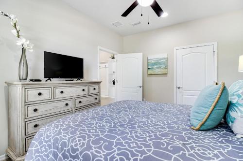 Blue Paisley - Windsor at Westside - image 11
