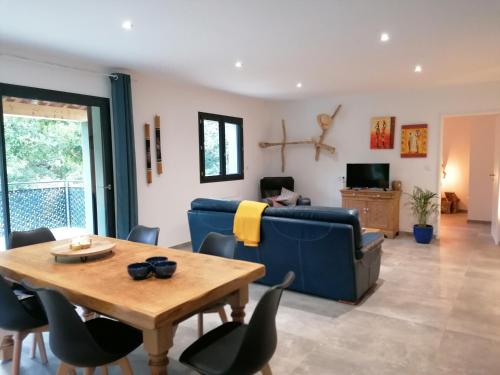 Villa Papaye 6 personnes gîte à louer Rochegude