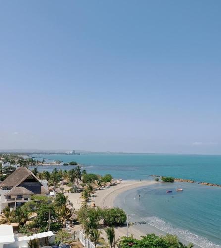 Magico Apartamento Frente al Mar 3 Habitaciones FB73 in Covenas Dos