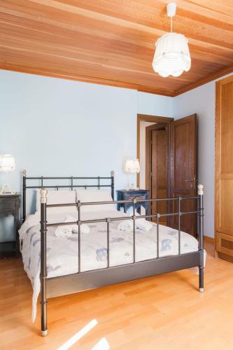 Kaposantes Apartments - image 4