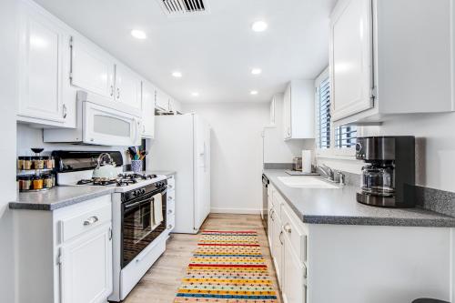 Mountain View Modern Condo Permit# 4340 in Palm Springs, USA