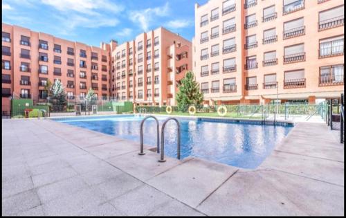 Apartamento 4 pax Airport Wanda Ifema WiFi - Apartment - Madrid