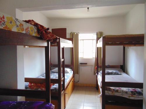 1 bunk bed