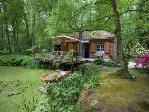 Delightful Chalet in Opglabbeek near Lake