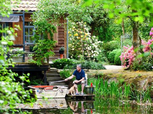 Delightful Chalet in Opglabbeek near Lake