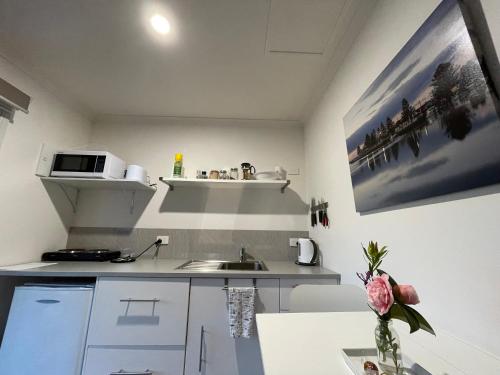 Létesítmények, Tindoona Cottages in Foster