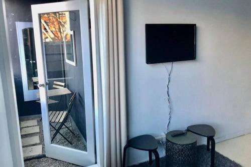 Cosy studio on Crown St