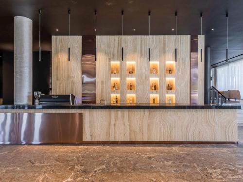 Pub/Lounge, Mövenpick Hotel Lalez Durres in Plazhi San Pietro