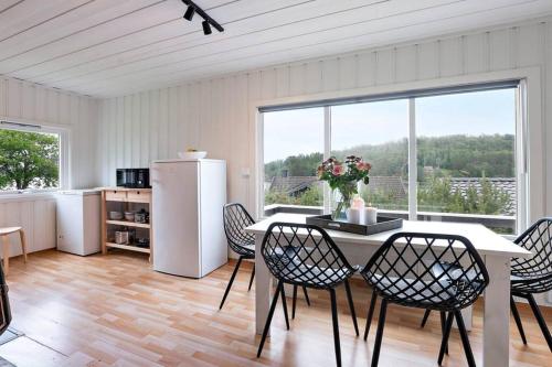 Amazing Cabin 50 meters from the beach!
