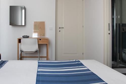 Deluxe Single Room image 4