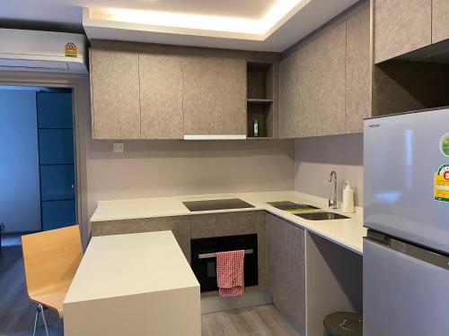 Politan Breeze, Chaophraya River view near Zab Na Sanambinnam