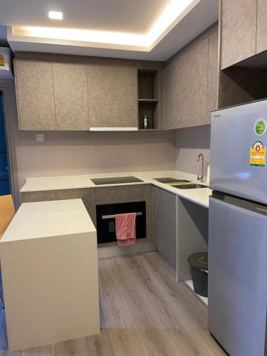 Politan Breeze, Chaophraya River view near Zab Na Sanambinnam