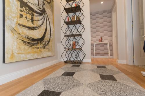 Esquilino Exquisite 2BR Apartment, Рим (фото 6)