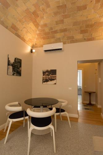 Esquilino Exquisite 2BR Apartment, Рим (фото 8)