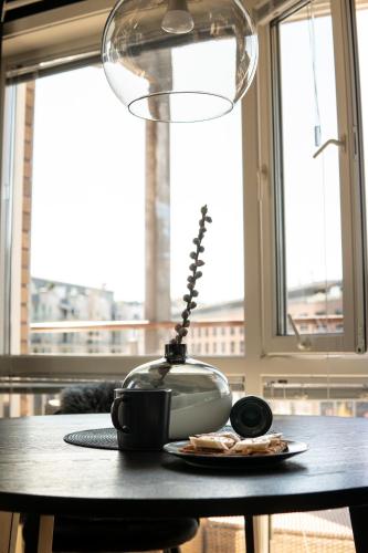 Black Pearl Solsiden WiFi Nflix 2BR Central Modern Apt.