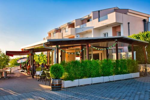 Pension Augustino