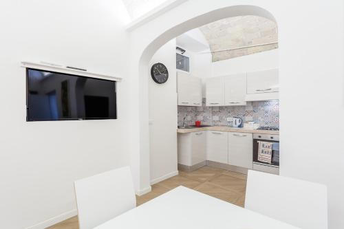 groundfloor wonderfull apartment, Рим (фото 9)