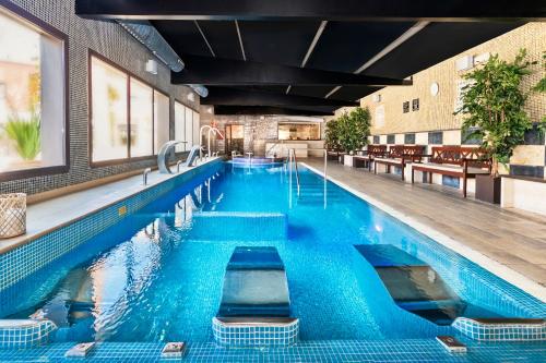 Sallés Hotel Aeroport Girona ****