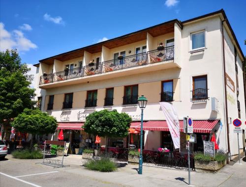 Hotel König Stefan in Bad Deutsch Altenburg, Österreich