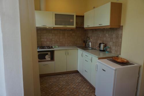 Standard Studio Apartment image 9