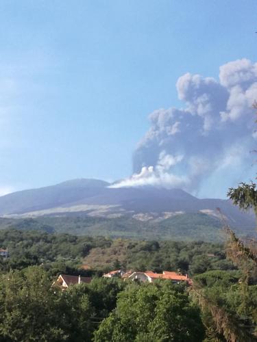 Alle pendici dell'Etna