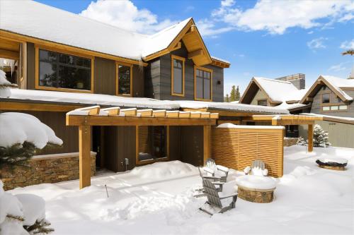 Five Peaks townhouse - image 13