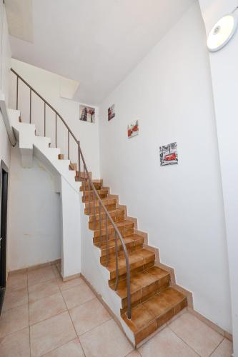 Bucharest Nightlife Apartments - image 2