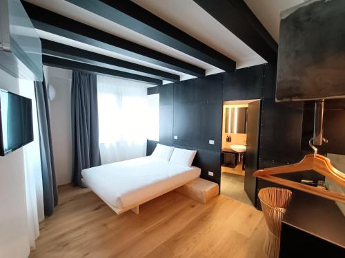 Le Meridiane Luxury Rooms In Trento