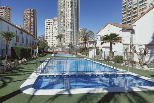 2 Bedroom Townhouse In Beautiful Gated Complex gîte à louer l'Armanella