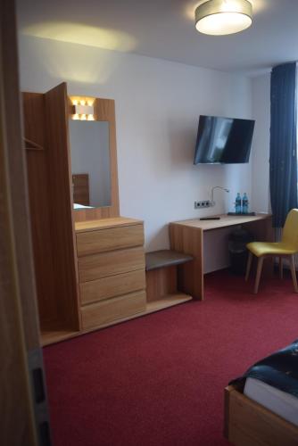 HOTEL BIKE & HIKE - image 9