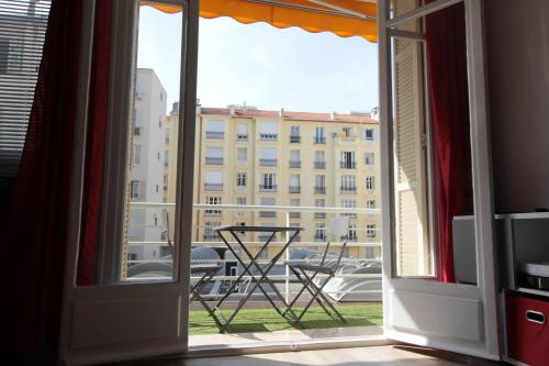 Red studio Buffa, Nice (fotografie 7)