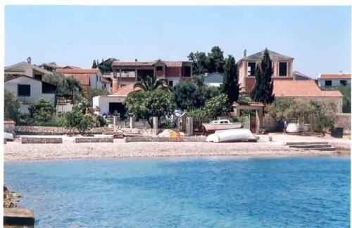  Apartments MARE in Ždrelac