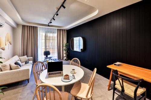 Luff Suites - image 10