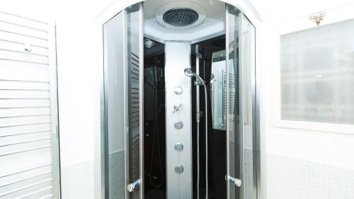 Consulta By Rental In Rome - image 2