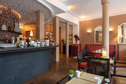 Le 123 Elysees - Astotel - image 5