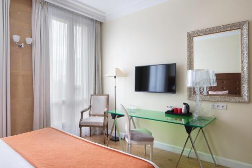 Le 123 Elysees - Astotel - main image