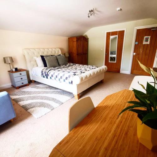 The Ibex Inn - Accommodation - Newbury