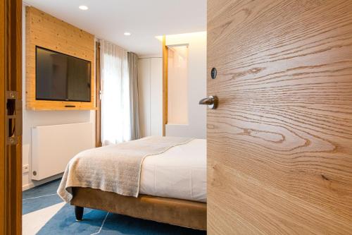1 queen bed