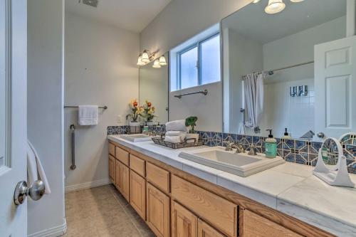 Desert Home with Patio Less Than 5 Mi to Joshua Tree! - image 5