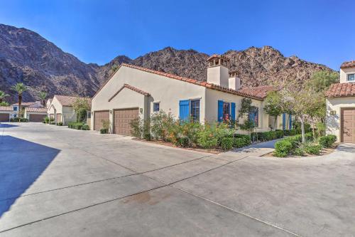 3BR Desert Retreat with Mountain Views and Pool Access in La Quinta, USA