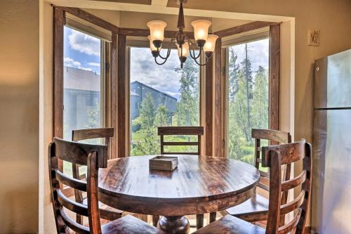3-Story Home with Balcony 6 Mi to Winter Park! - image 5