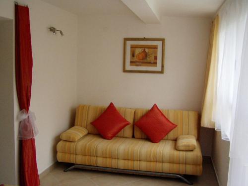 Apartmani Sonja - image 12
